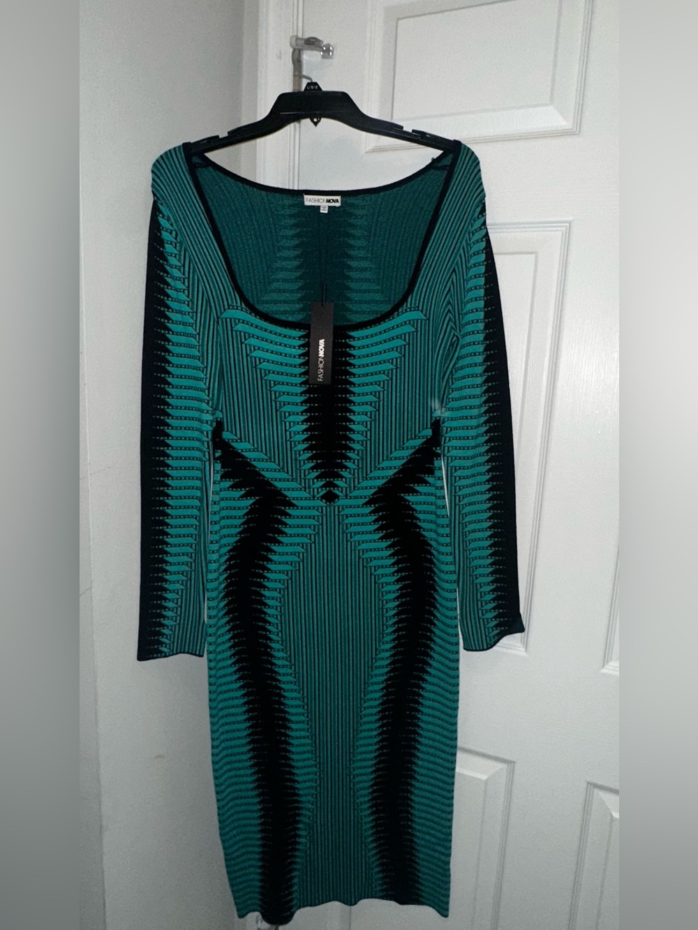 Fashion Nova Teal & Black Geometric Long Sleeve Bodycon Dress